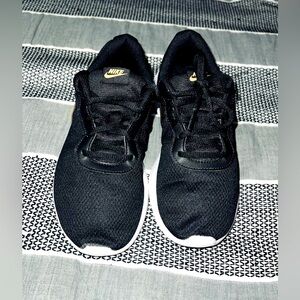 ✨Nike kid sneakers (unisex)✨